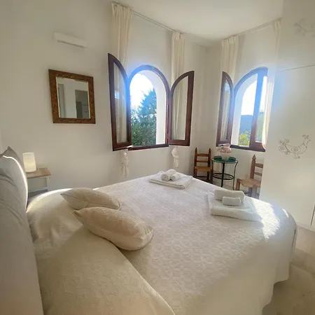 With Private Pool, Amazing Sea Panorama And Private Garden * Domus De Maria