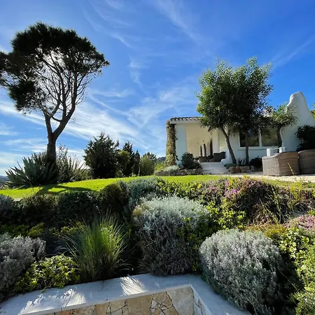 Villa With Private Pool, Amazing Sea Panorama And Private Garden