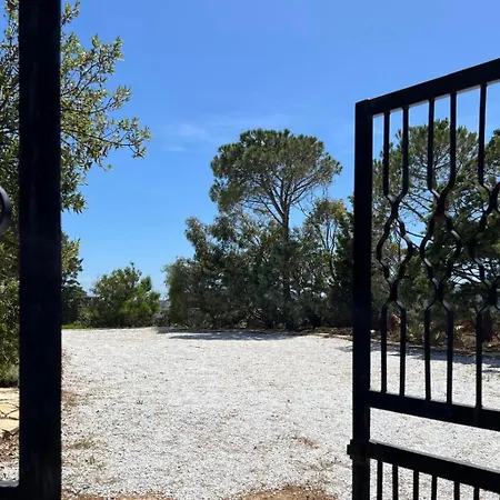 With Private Pool, Amazing Sea Panorama And Private Garden Villa *