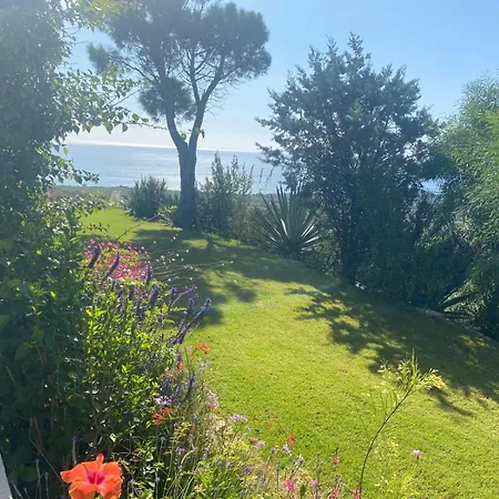 With Private Pool, Amazing Sea Panorama And Private Garden Villa Domus De Maria