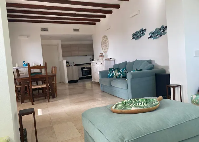 With Private Pool, Amazing Sea Panorama And Private Garden Villa Domus de Maria