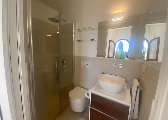 With Private Pool, Amazing Sea Panorama And Private Garden Domus de Maria