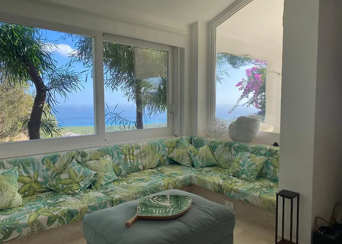 With Private Pool, Amazing Sea Panorama And Private Garden Villa