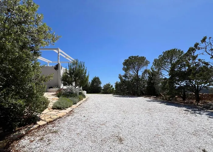 With Private Pool, Amazing Sea Panorama And Private Garden Villa Domus de Maria