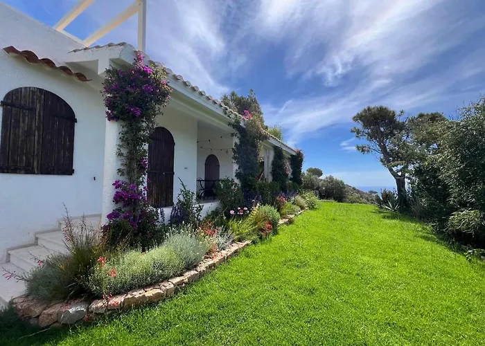 Villa With Private Pool, Amazing Sea Panorama And Private Garden *